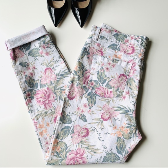 Gloria Vanderbilt Denim - Gloria Vanderbilt Amanda Floral Skinny Jeans💚💓